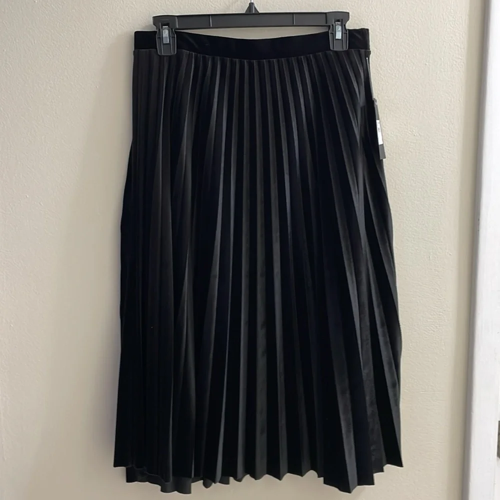 Brand New Free Press Black Velvet Skirt